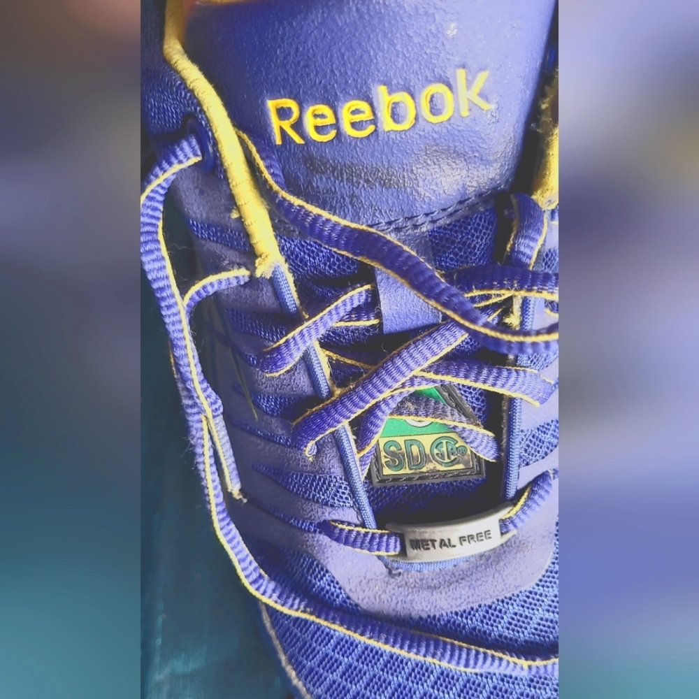 Reebok sz 8